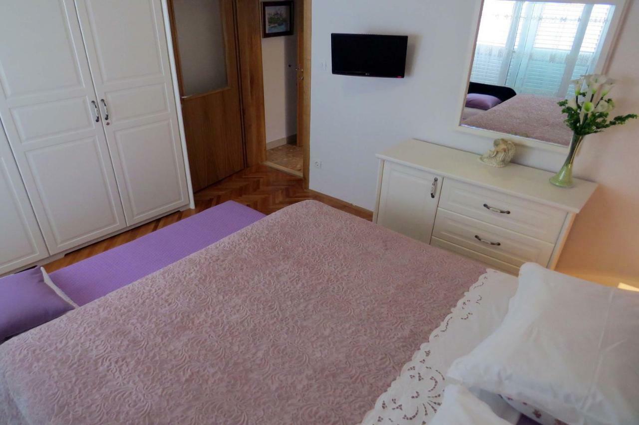 Apartman Jakir Baška Voda Esterno foto