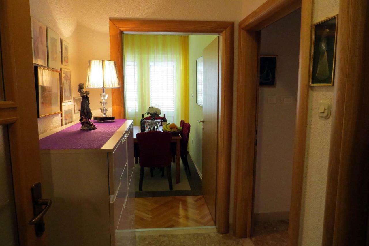 Apartman Jakir Baška Voda Esterno foto